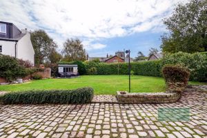 Photo 15- click for photo gallery